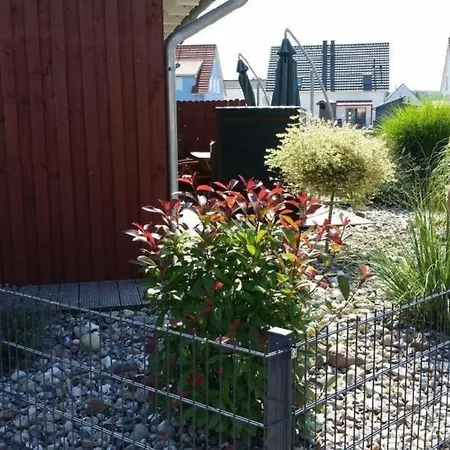 Schoenes In Mit Terrasse Und Grill Zierow